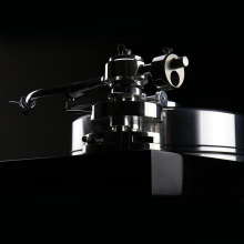 Project Signature 10 (no cartridge) - Turntable close-up of the tonearm fixing