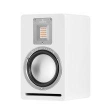 Audiovector QR1 in white silk