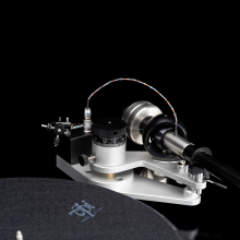 VPI Signature 21 Turntable.  Close-up of the tonearm connection
