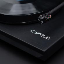 Cyrus TTP Turntable close-up of the logo